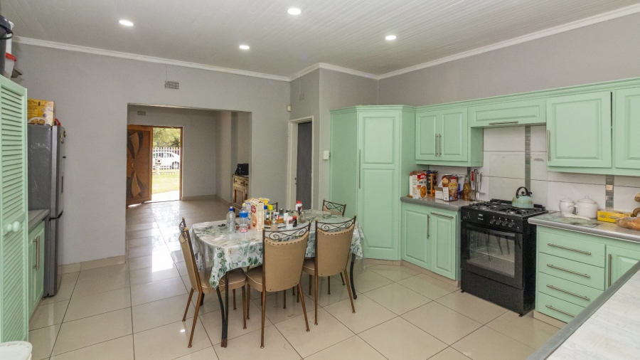 4 Bedroom Property for Sale in Suidrand Free State
